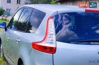 Мінівен Renault Grand Scenic 2012 в 