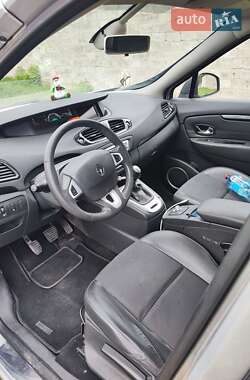 Мінівен Renault Grand Scenic 2012 в 