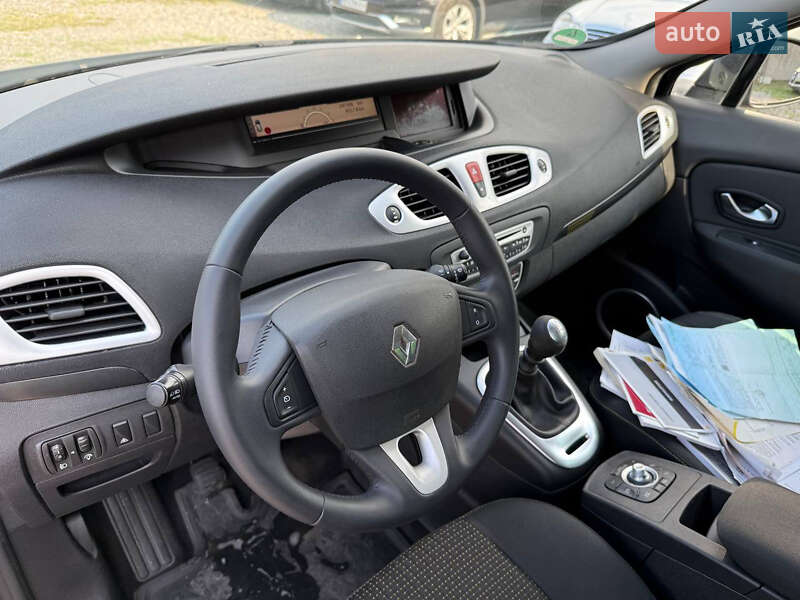 Минивэн Renault Grand Scenic 2011 в Виннице
