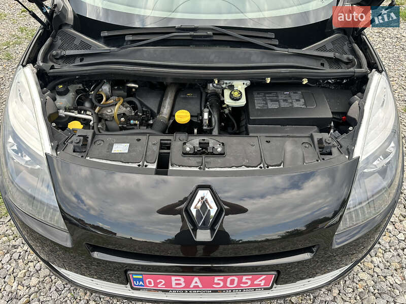 Минивэн Renault Grand Scenic 2011 в Виннице