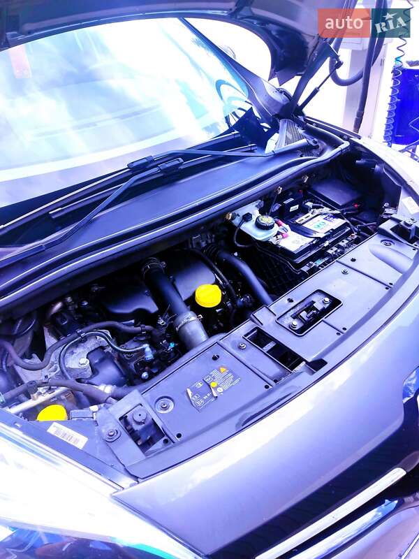 Мінівен Renault Grand Scenic 2015 в Івано-Франківську