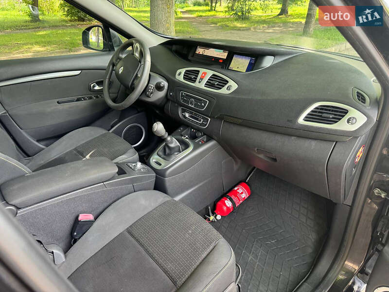 Минивэн Renault Grand Scenic 2011 в Днепре