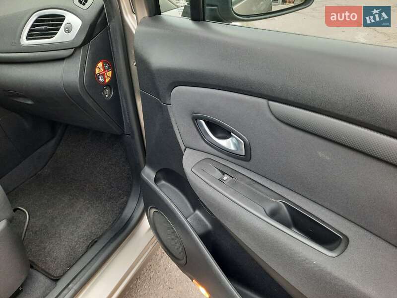 Мінівен Renault Grand Scenic 2010 в Полтаві