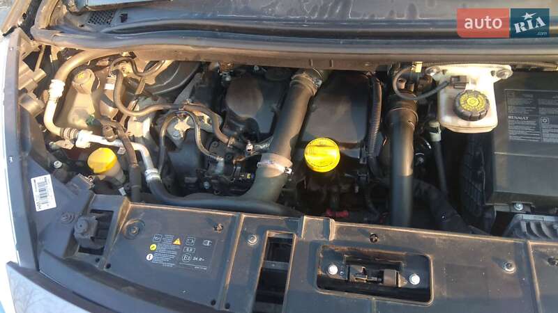 Мінівен Renault Grand Scenic 2013 в Запоріжжі