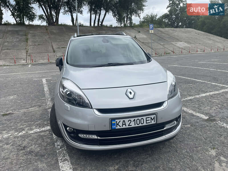 Минивэн Renault Grand Scenic 2012 в Киеве