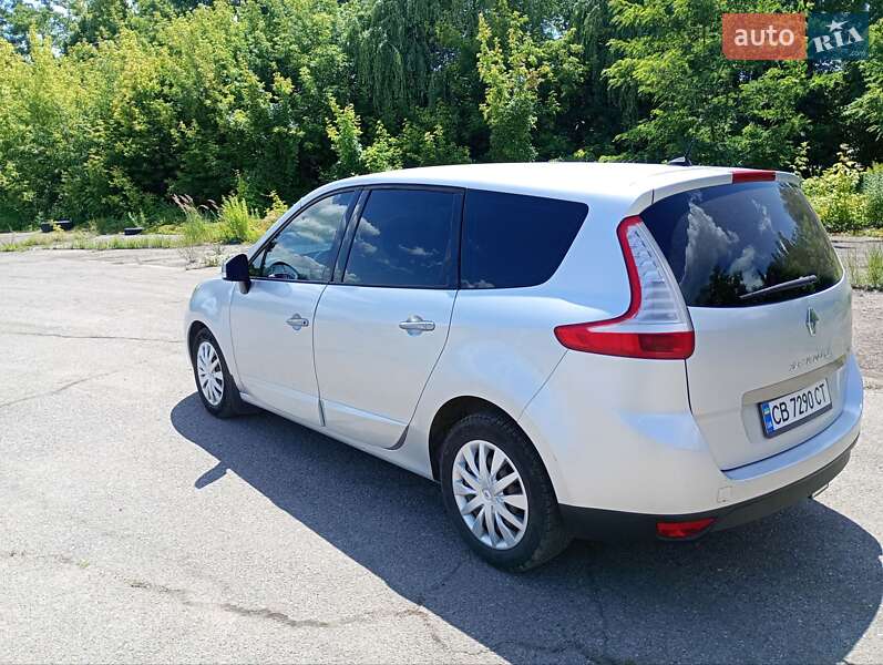 Минивэн Renault Grand Scenic 2010 в Чернигове