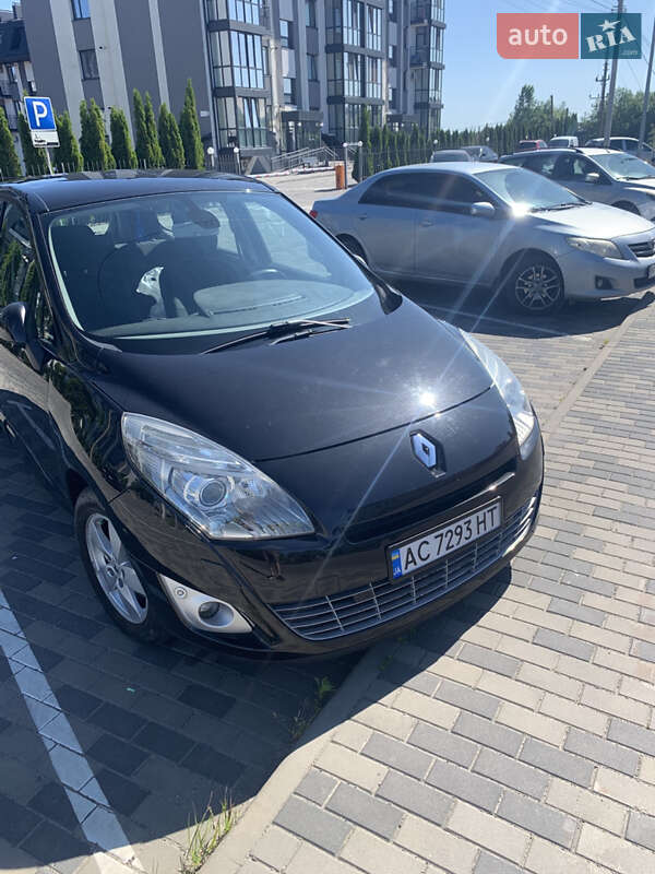 Мінівен Renault Grand Scenic 2010 в Луцьку