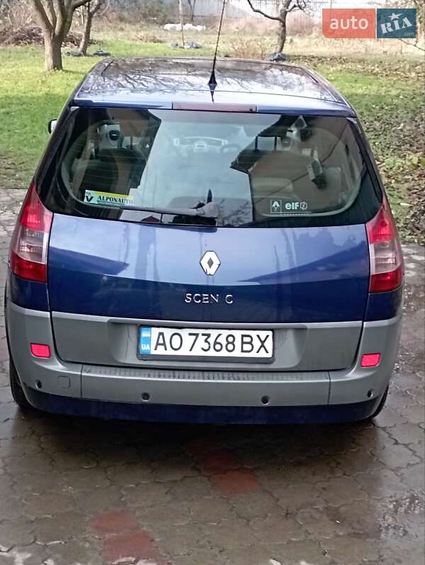 Мінівен Renault Grand Scenic 2004 в Ужгороді