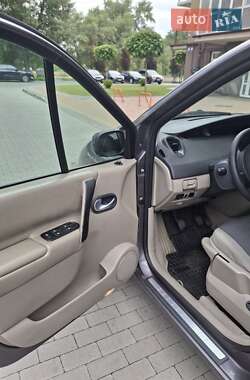 Мінівен Renault Grand Scenic 2004 в 