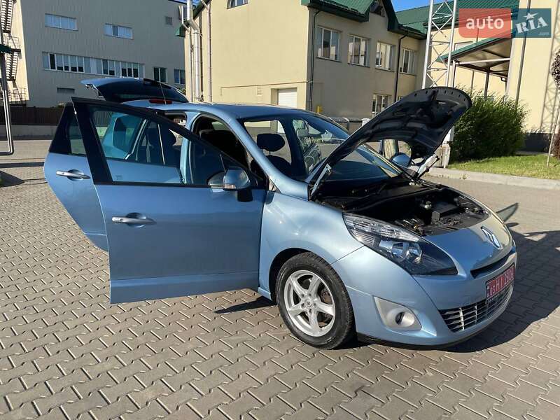 Минивэн Renault Grand Scenic 2009 в Луцке