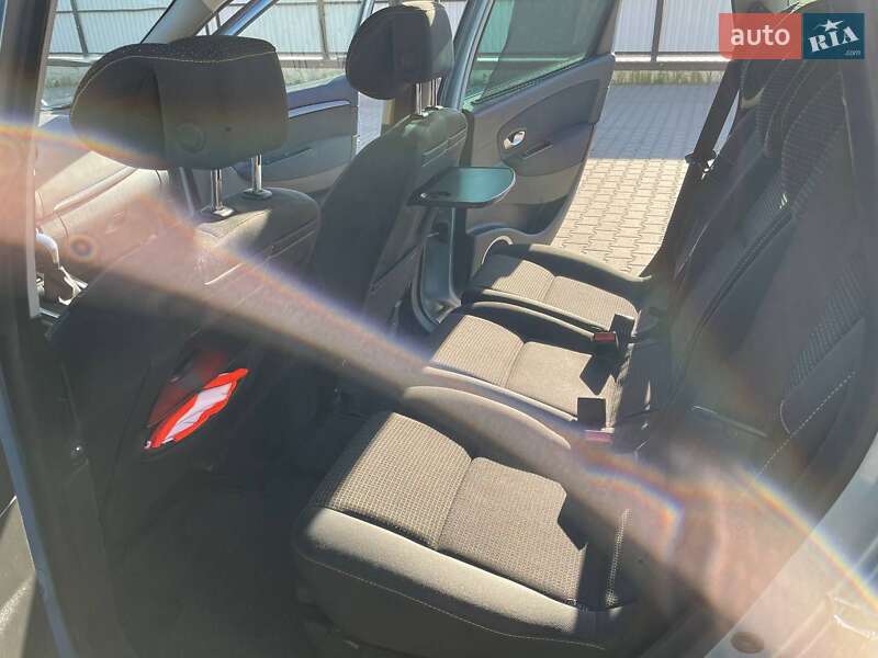 Минивэн Renault Grand Scenic 2009 в Луцке