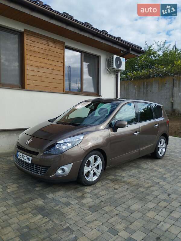 Renault Grand Scenic 2009