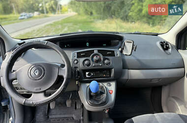 Минивэн Renault Grand Scenic 2004 в 
