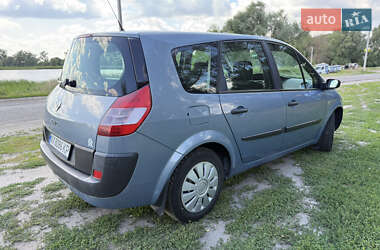 Минивэн Renault Grand Scenic 2004 в 