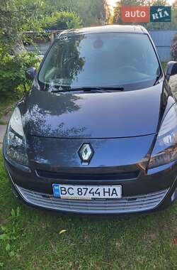Минивэн Renault Grand Scenic 2011 в Львове