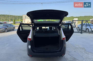 Минивэн Renault Grand Scenic 2010 в 