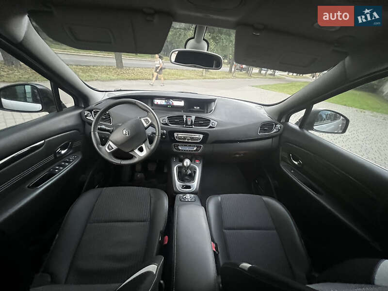 Минивэн Renault Grand Scenic 2011 в Ровно