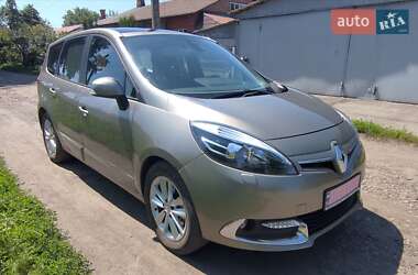 Минивэн Renault Grand Scenic 2012 в 