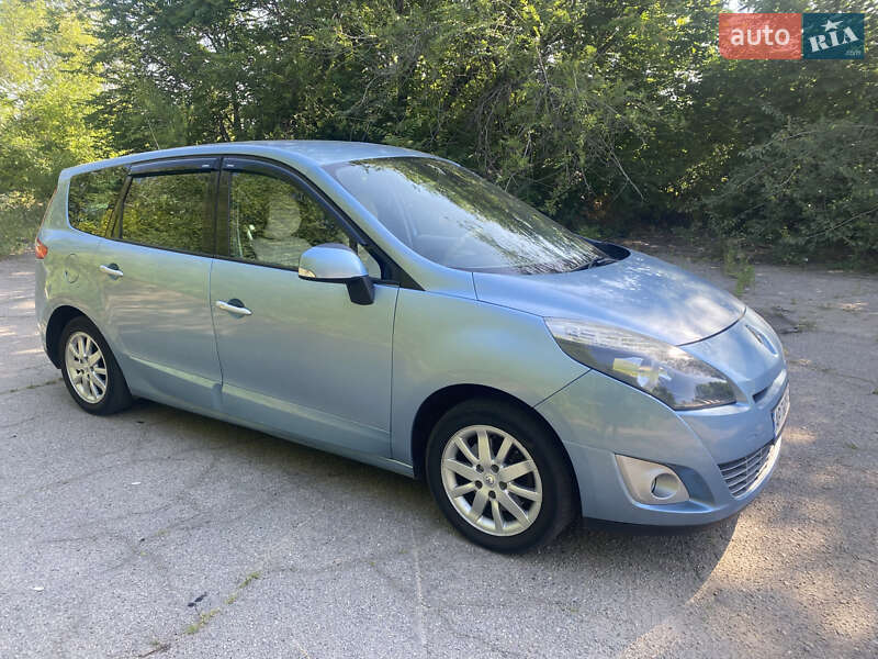 Минивэн Renault Grand Scenic 2010 в Запорожье