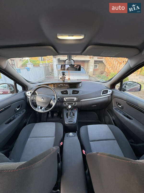 Минивэн Renault Grand Scenic 2013 в Черновцах