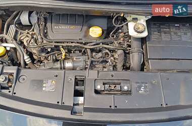 Минивэн Renault Grand Scenic 2013 в 