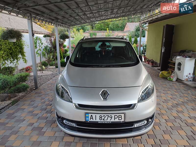 Renault Grand Scenic 2012