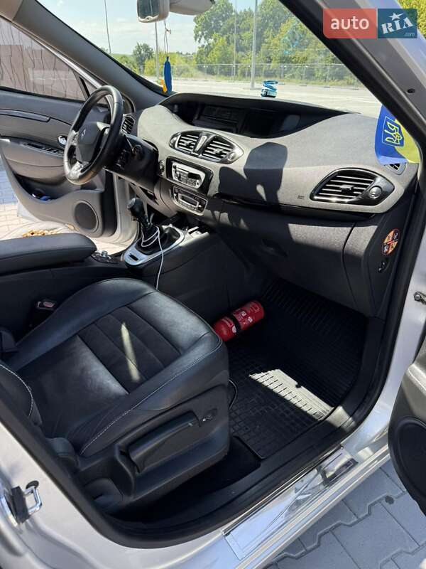 Минивэн Renault Grand Scenic 2013 в Дубно