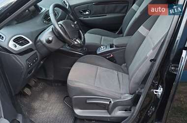 Минивэн Renault Grand Scenic 2014 в 