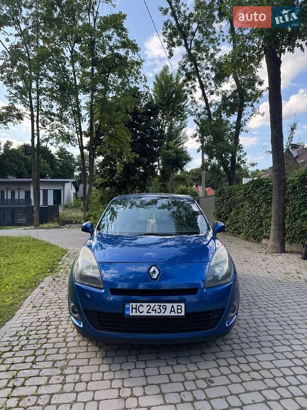 Минивэн Renault Grand Scenic 2011 в Львове