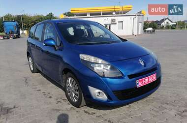 Минивэн Renault Grand Scenic 2010 в 
