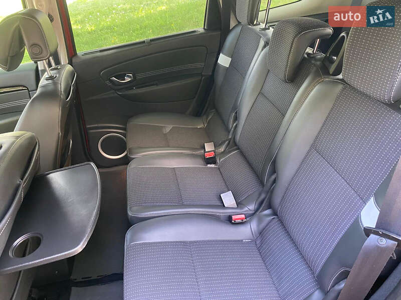 Мінівен Renault Grand Scenic 2011 в Рівному фото 42 Мінівен Renault Grand Scenic 2011 в Рівному