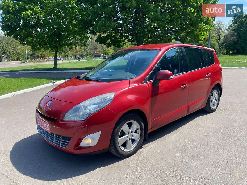 Мінівен Renault Grand Scenic 2011 в Рівному фото 68 Мінівен Renault Grand Scenic 2011 в Рівному