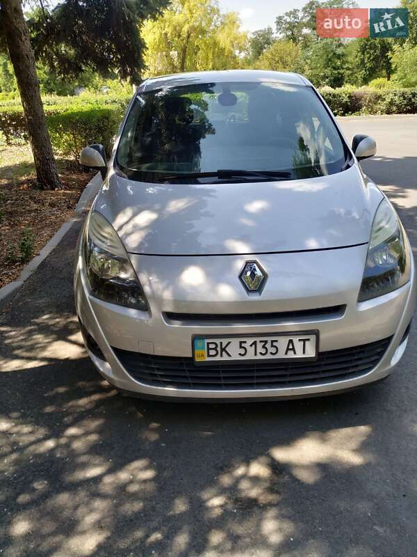 Renault Grand Scenic 2009