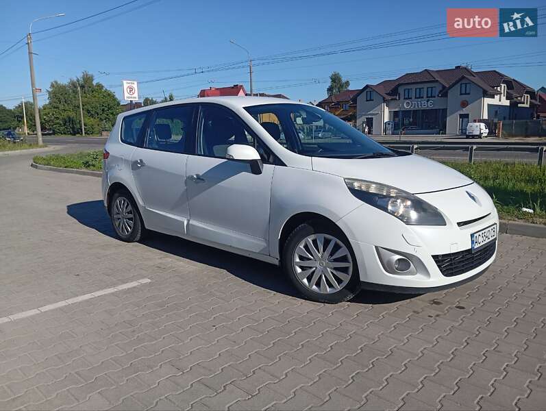 Renault Grand Scenic 2011