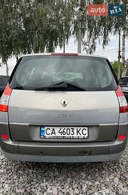 Минивэн Renault Grand Scenic 2005 в 