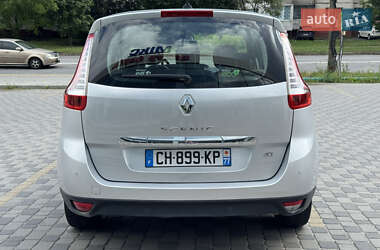Минивэн Renault Grand Scenic 2012 в 