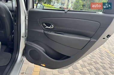 Минивэн Renault Grand Scenic 2012 в 
