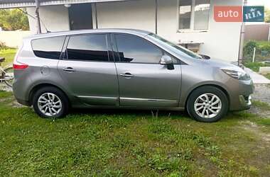 Минивэн Renault Grand Scenic 2013 в Мене