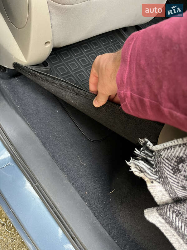 Мінівен Renault Grand Scenic 2008 в Івано-Франківську фото 23 Мінівен Renault Grand Scenic 2008 в Івано-Франківську