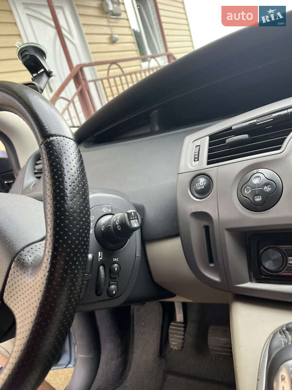 Мінівен Renault Grand Scenic 2008 в Івано-Франківську фото 42 Мінівен Renault Grand Scenic 2008 в Івано-Франківську