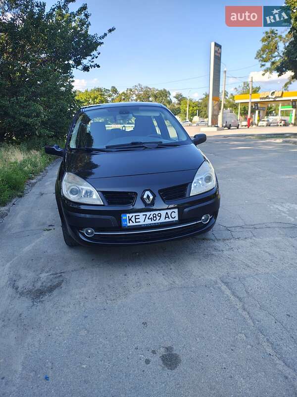 Минивэн Renault Grand Scenic 2008 в 