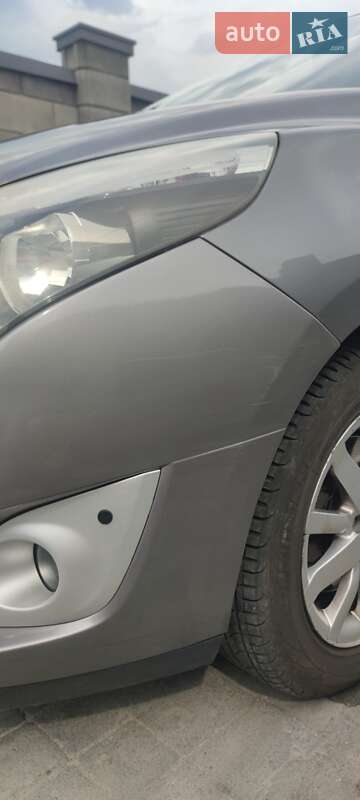 Минивэн Renault Grand Scenic 2011 в Буче