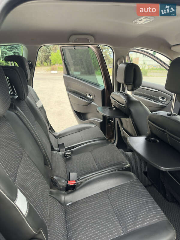 Минивэн Renault Grand Scenic 2012 в Ивано-Франковске