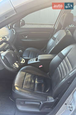 Минивэн Renault Grand Scenic 2010 в 