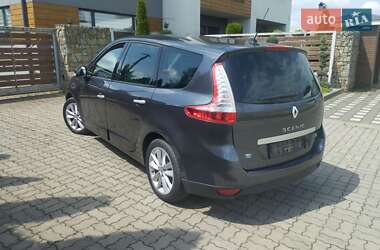 Минивэн Renault Grand Scenic 2011 в 