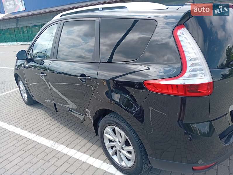 Минивэн Renault Grand Scenic 2014 в Дрогобыче