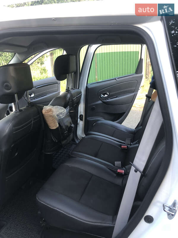 Минивэн Renault Grand Scenic 2016 в Василькове