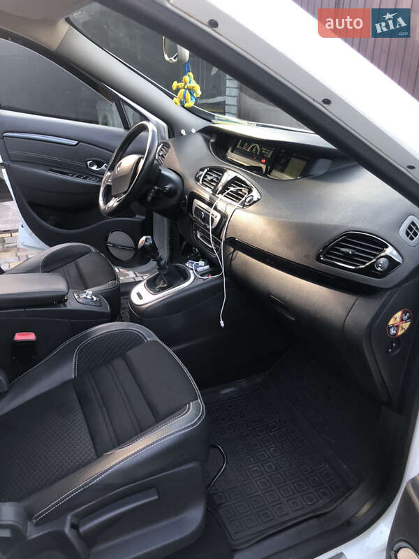 Минивэн Renault Grand Scenic 2016 в Василькове