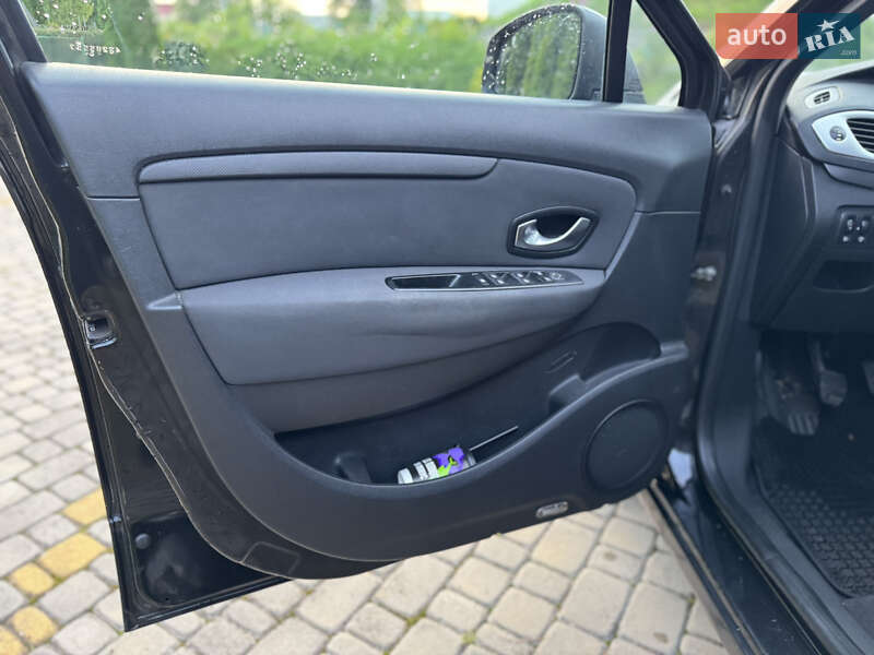 Минивэн Renault Grand Scenic 2010 в Самборе фото 35 Минивэн Renault Grand Scenic 2010 в Самборе