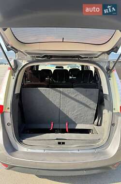 Минивэн Renault Grand Scenic 2009 в 